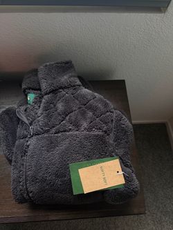NEW Stillwater pullover SIZE L