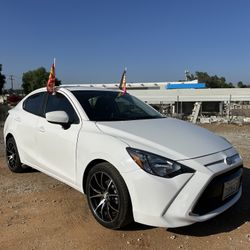 2017 Toyota Yaris