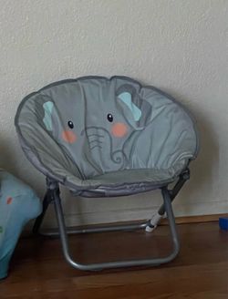 Kids saucer chair