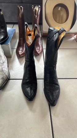 Black boots