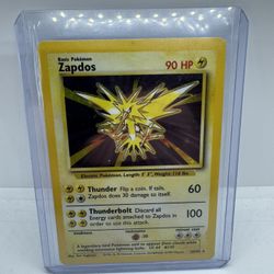 Holographic Zapados Pokémon Card