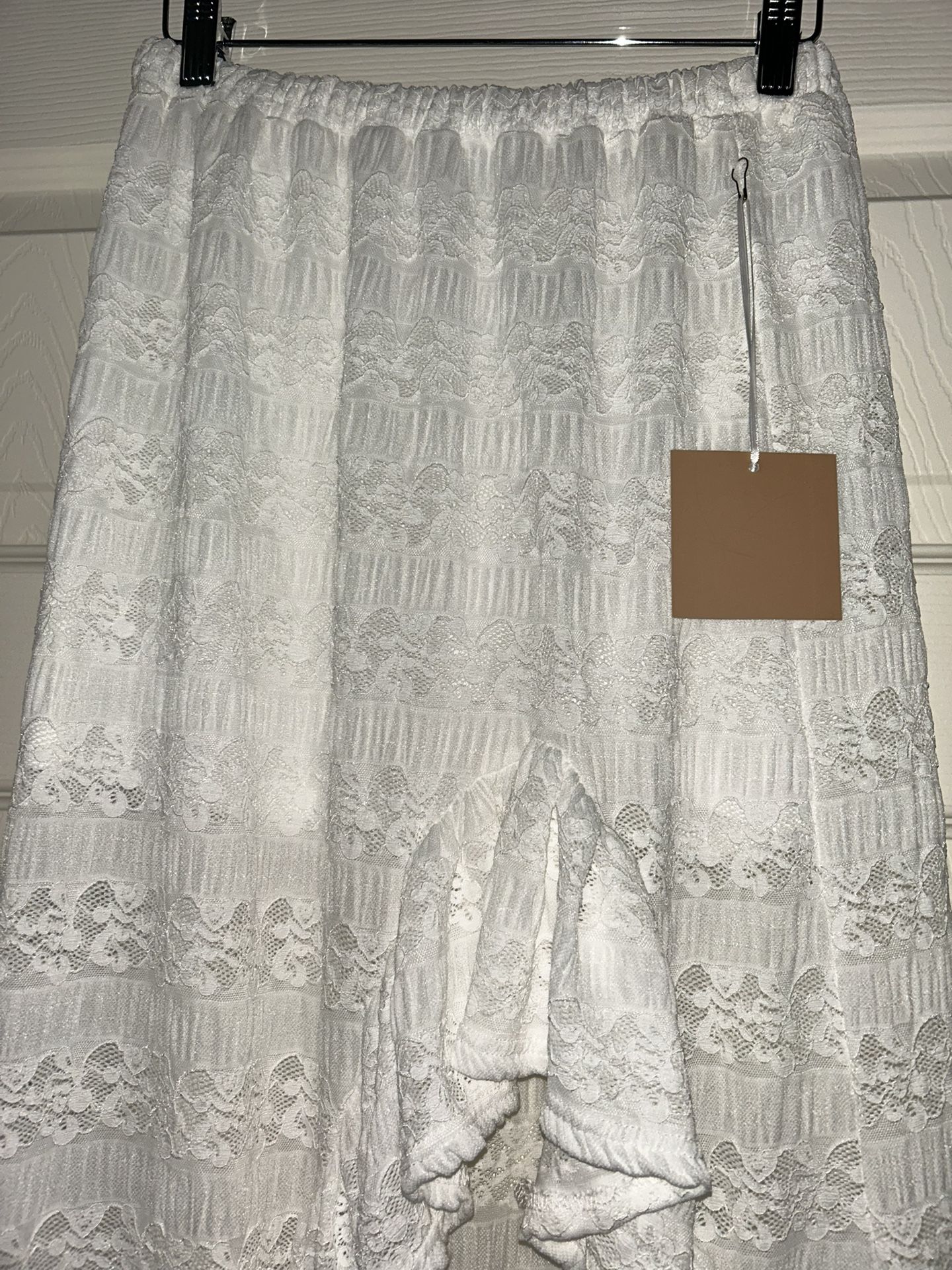 New Boutique Lace Skirt