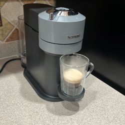 Nespresso Vertuo Next breville capsule coffee machine
