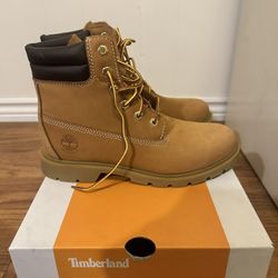 Timberland Women's Courmayeur Valley 6-Inch Waterproof Boots