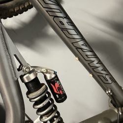 Santa Cruz Heckler 26” with 5th Element and Marzocchi 