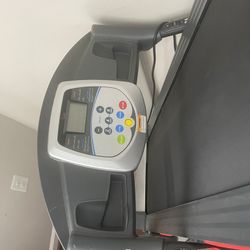 Brand New Treadmill Never Used 