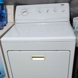Secadora De Gas Kenmore Heavy Duty Con Garantía Lusiendo Y Trabajando Exelente $250