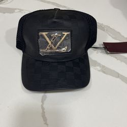 BRAND NEW HAT