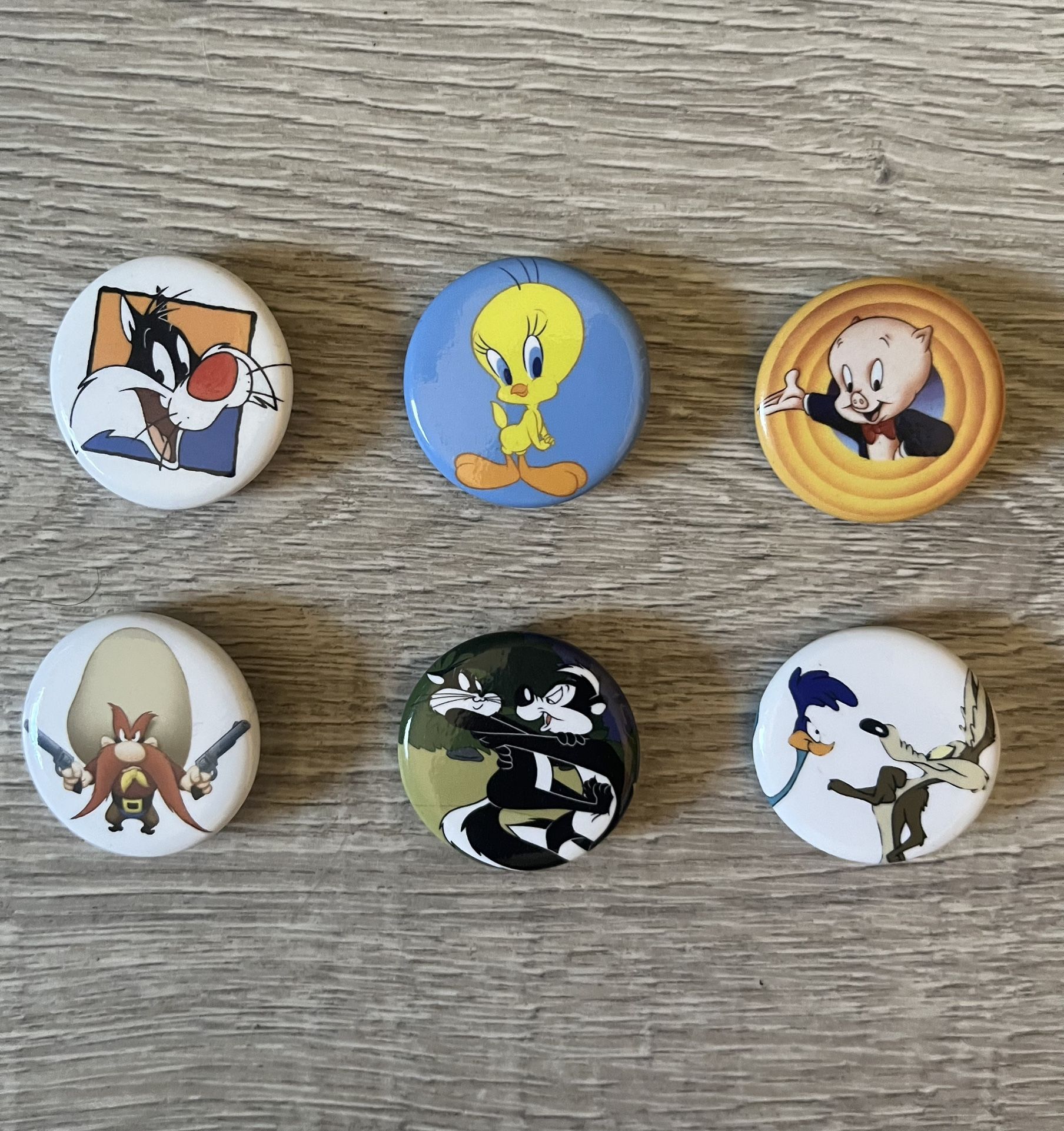 Looney Tunes Pin Button Bundle ( Price For All )