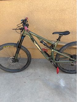 Santa Cruz mountain bike