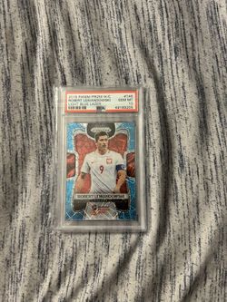 Robert Lewandowski Prizm World Cup Light Blue Lazer