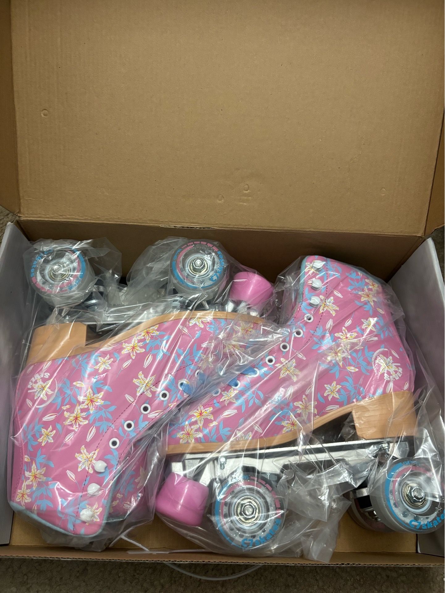 BRAND NEW ROLLER SKATES