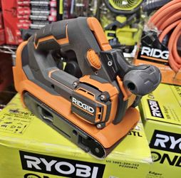 RIDGID 18V Brushless Cordless 3 in. x 18 in. Belt Sander (Tool Only)