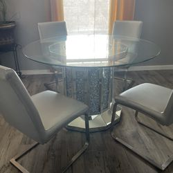 Table Chairs 