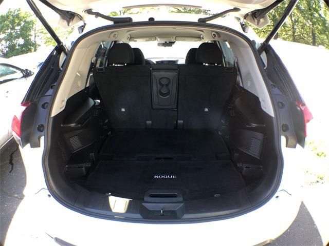 2020 Nissan Rogue