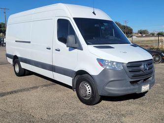 2019 Mercedes-Benz Sprinter 2500 Cargo