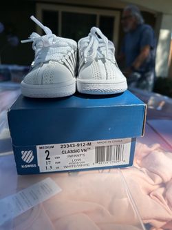 K-Swiss classic VN infant shoes size 2