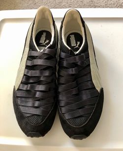 Puma Sports lifestyle Suede Classic Black and Grey Sneakers Size 7.5