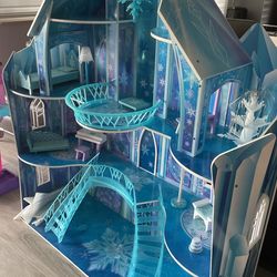 Frozen mansion 5x4 Feet
