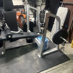 Weight Bench,  Decline Bench, Precor USA Brand ,  No Weights  Olympic industrial grade  Very heavy   Located in Lancaster  Delivery available for extr