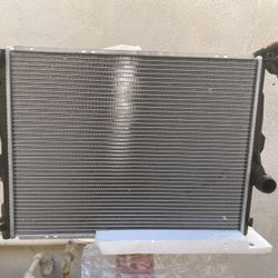 2002 BMW 325i Water Radiator