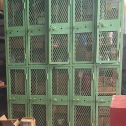 Vtg Lockers