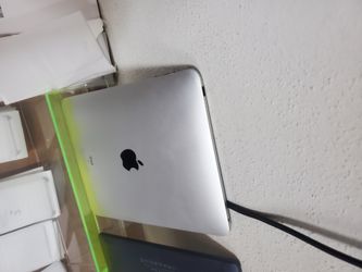Ipad unlocked with warranty