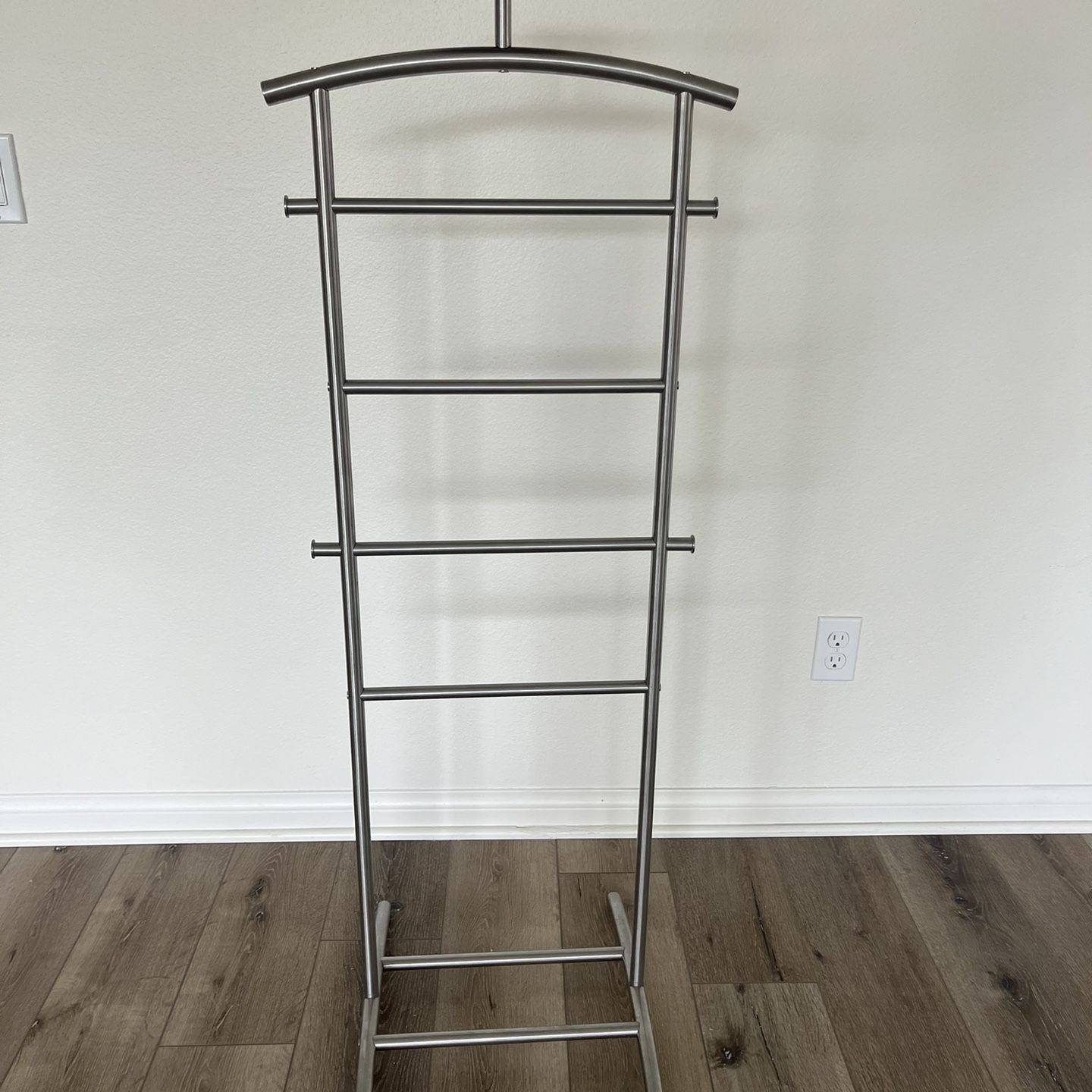IKEA Grundtal Valet Stand Clothes Rack for Sale in San Diego, CA