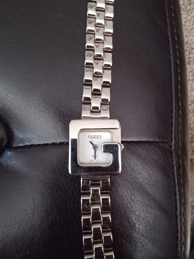 Gucci Watch Vintage Women's G Series