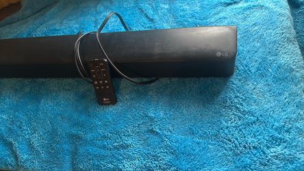 Lg soundbar with controller
