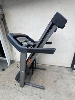 Free treadmill