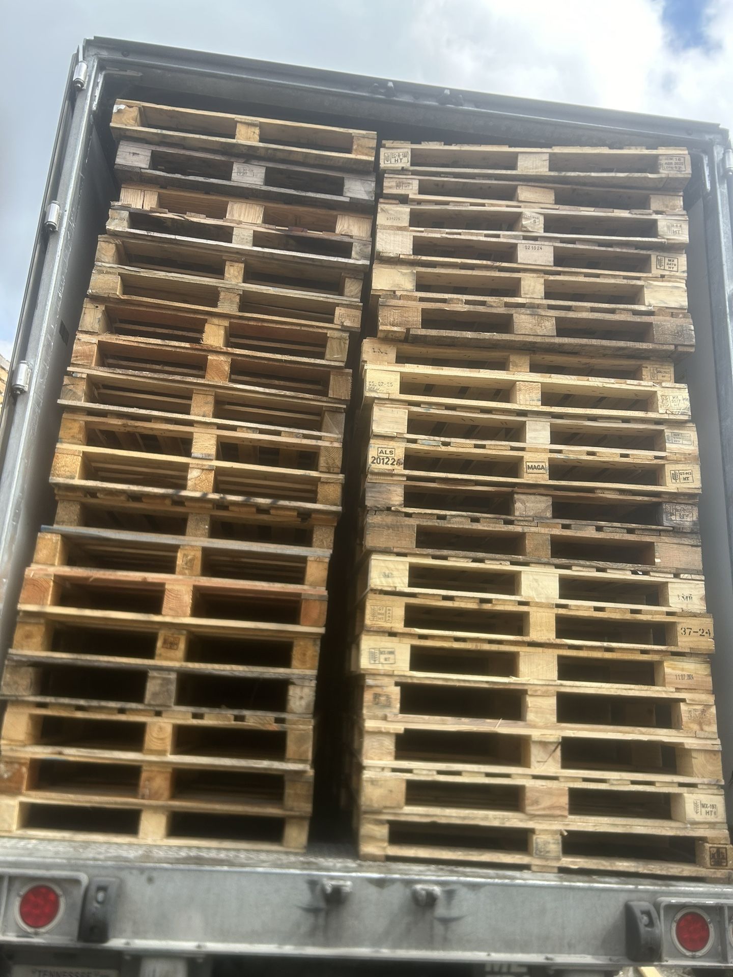 Block Pallets