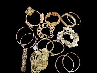 Women's Bracelet Lot