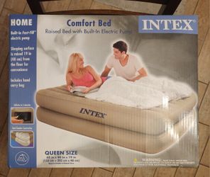 Inflatable Queen Size Air Bed w/ Built-in Pump