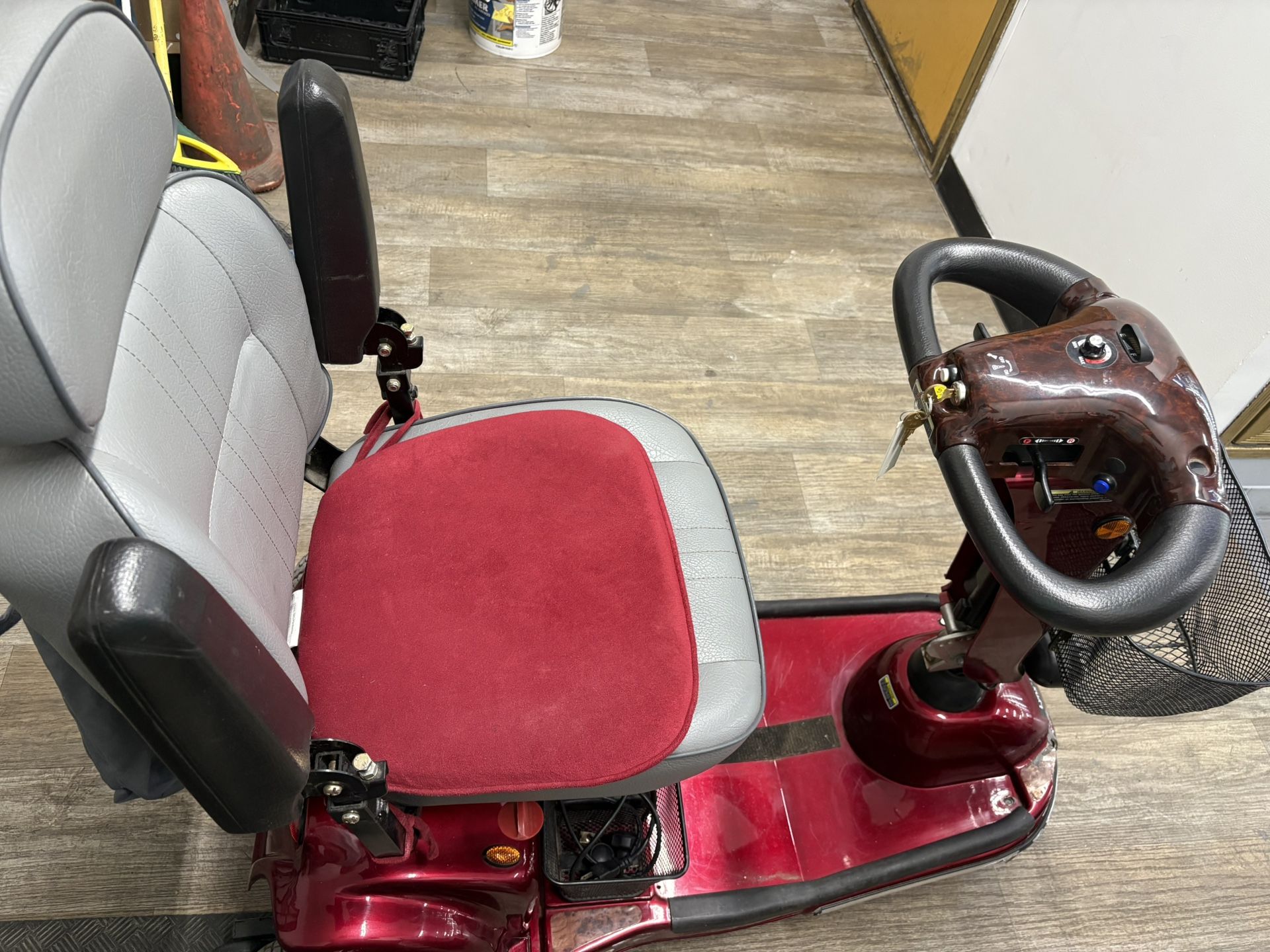 Lynx LX-3 Mobility Scooter