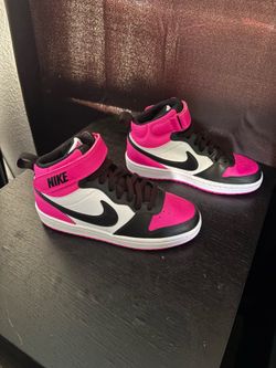 Nike Court Borough Mid 2 (YOUTH SIZE 4)