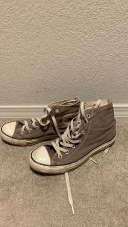 Grey converse