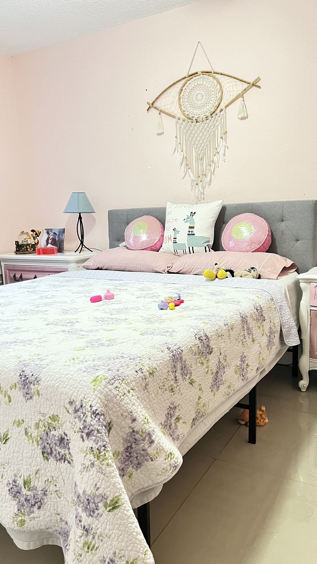 New In Box Queen Memory Foarm Mattress