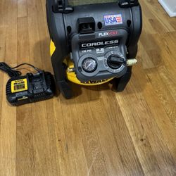 Dewalt Compressor Y Charger 