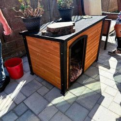 Dog Houses and Kennels - Comfort Plus Strength sign letter