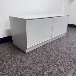 WEST ELM | MEDIA CONSOLE | Tv Stand | Cabient