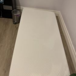 Like New Twin Size Mattress