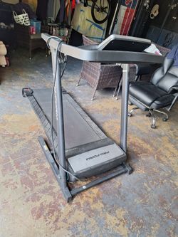 treadmill good condition