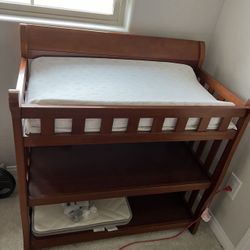 Solid Wood Baby Changing Table - Mint Conditions