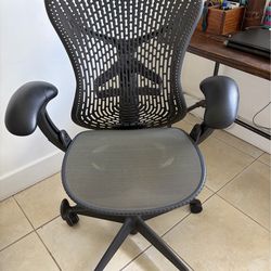 Herman Miller Mirra 2 Ergonomic Office Chair