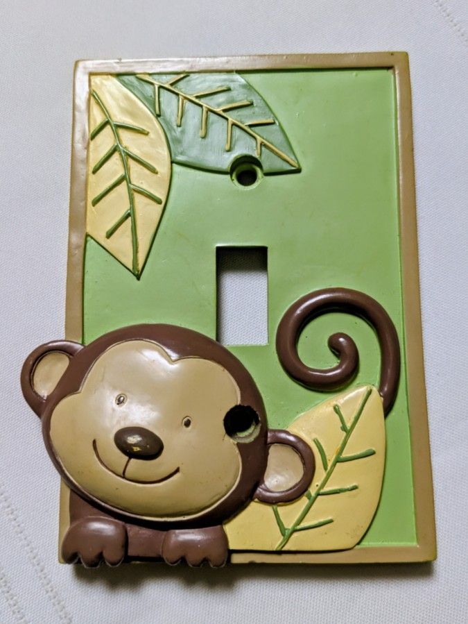 CHILDRENS  ROOM LIGHT SWITCH. COVER