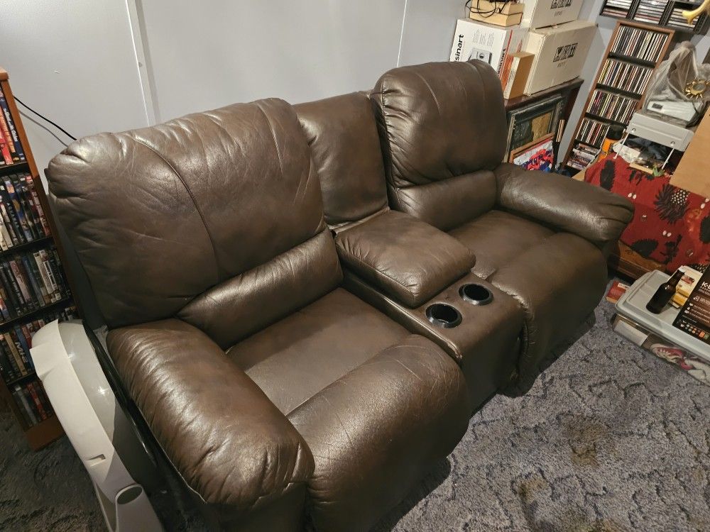 Double Electric Reclining Couch