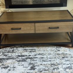Broihill Coffee Table !!! 19” H 24” W 48” L 