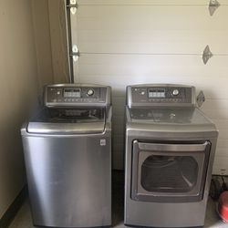 LG Washer and Dryer Set