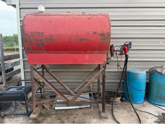 320 gallon Diesel tank with meter and filter